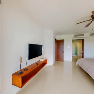  Apartamento Hakuna Matata 725n At Mareazul Beachfront